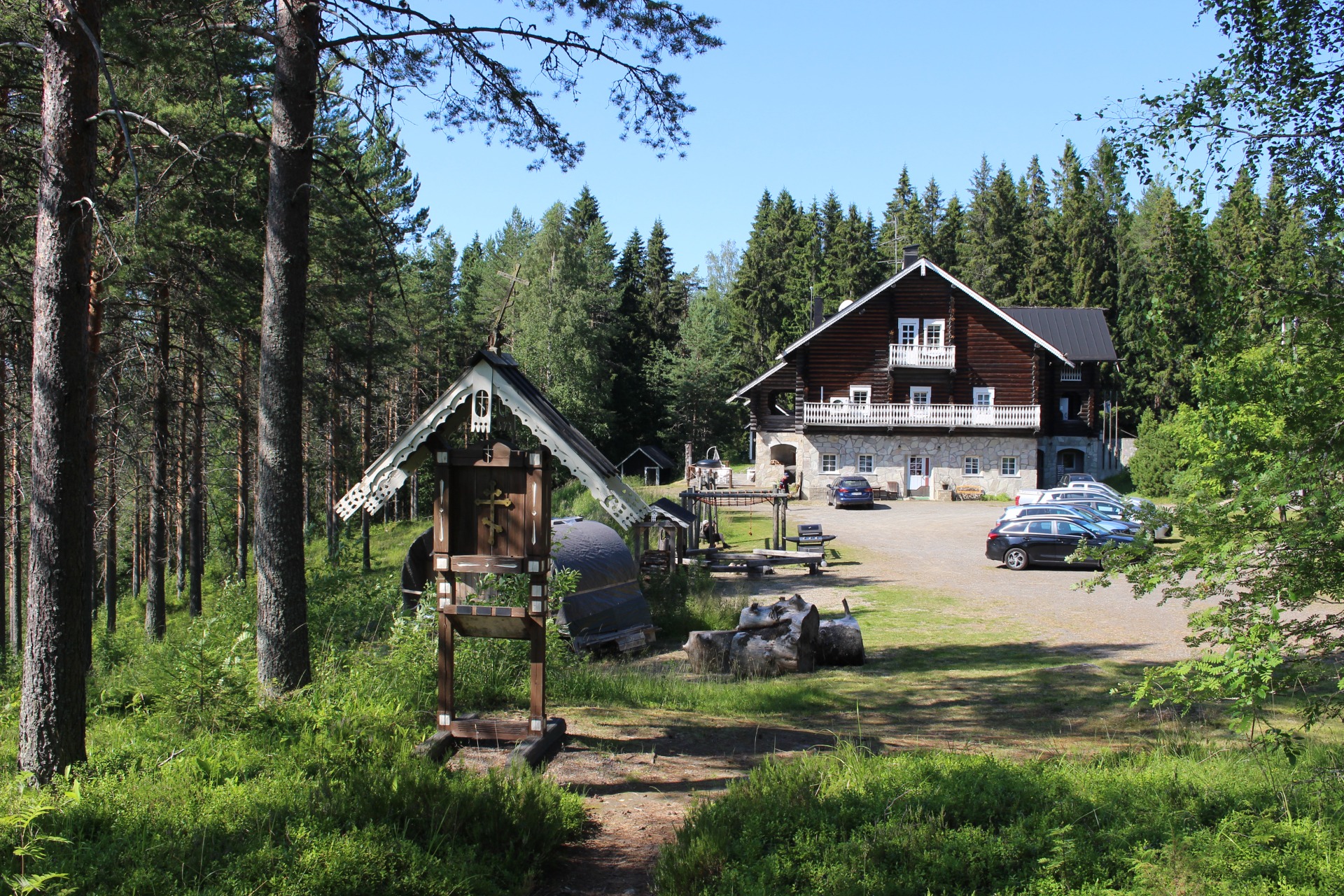 Sukuseuran 50-vuotisjuhlapaikka Korpiselkätalo Tuupovaaran Hoilolassa